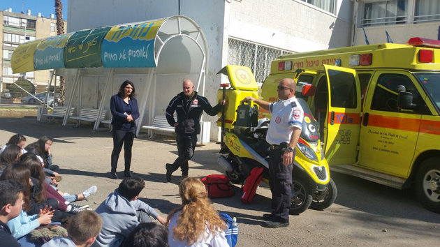 פעילות מד"א בימי קהילה בבתי הספר במרחב אשר