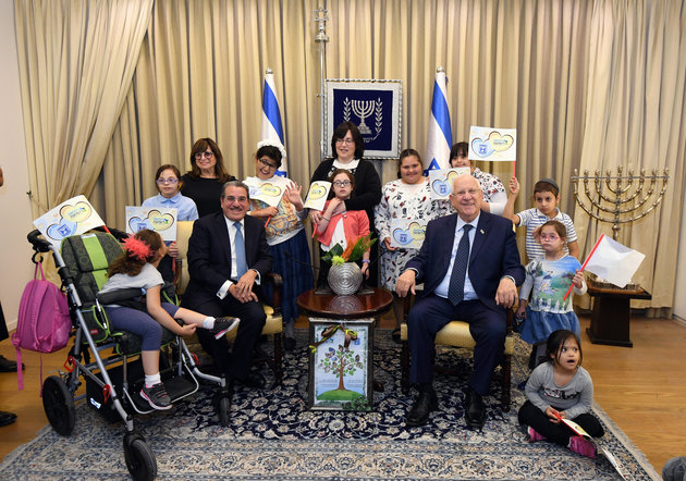 נשיא המדינה אירח קבוצת ילדי רפואה וישועה, מתנדבי ונציגי הארגון