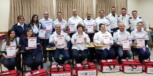12 חובשי רפואת חירום חדשים של מד"א בכרמיאל ובסביבה