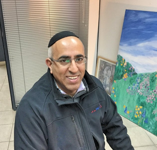 מבצע נגישות לפסח: "לרכוש ציוד. לתקן ציוד. להחזיר אותו לתקן שמיש ומוקפד – להעביר אותו למרכזים הלוגיסטיים – מסביב לשעון"