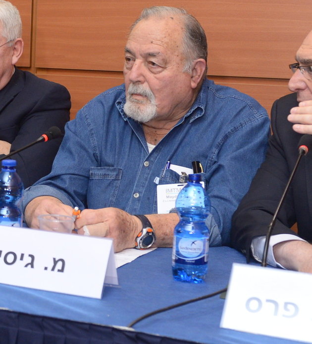 האגודה למלחמה בסרטן תעניק אות הוקרה על מפעל חיים למידד גיסין