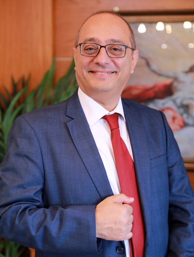 בחוות דעת של מומחה נקבעה לו נכות של 20% בשל הגבלות בתנועות עמוד השדרה לאחר שעבר ניתוח